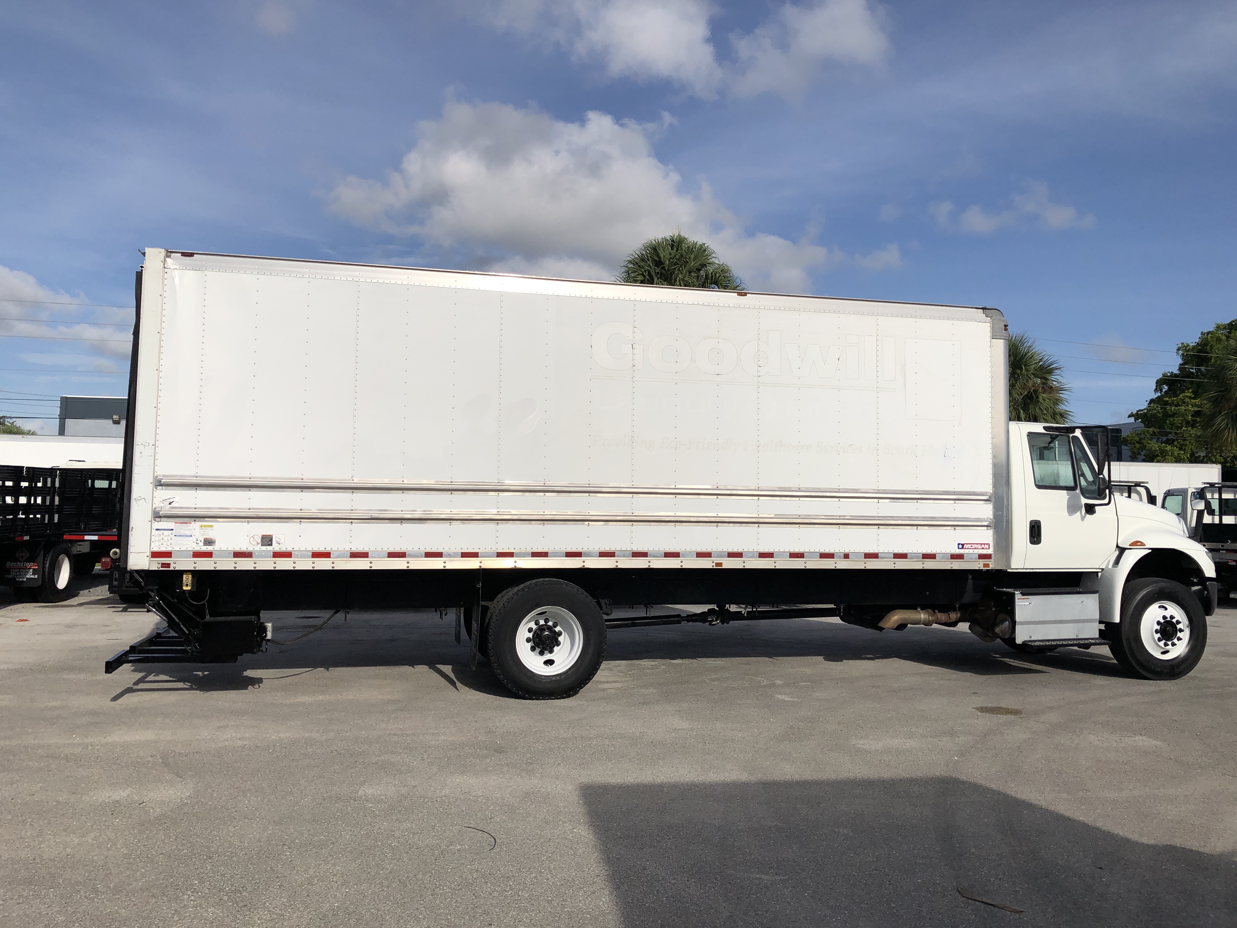 Pre-Owned 2016 INTERNATIONAL 4300 26' Box Truck for Sale #I-744 ...