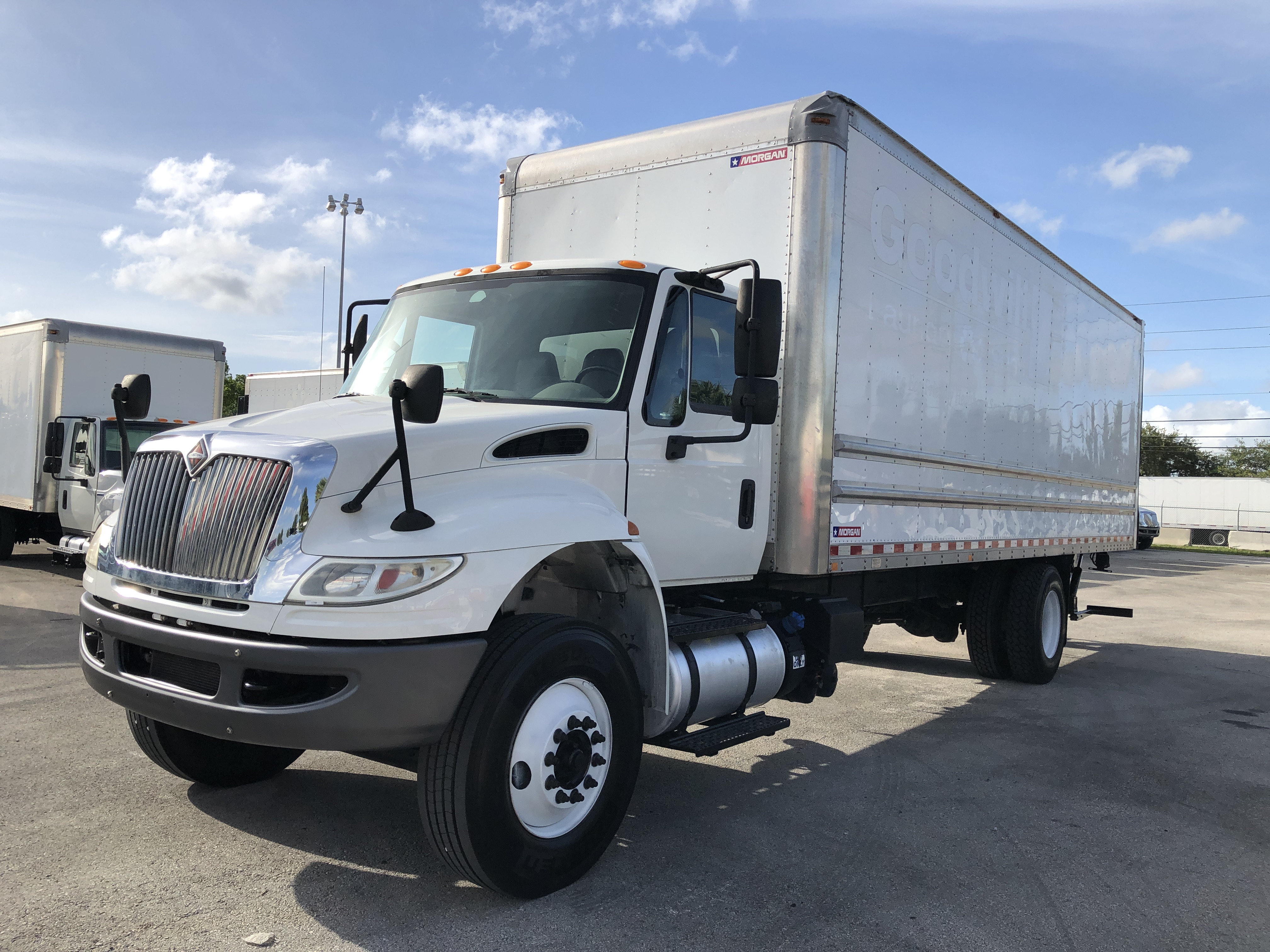 PreOwned 2016 INTERNATIONAL 4300 26' Box Truck for Sale I744