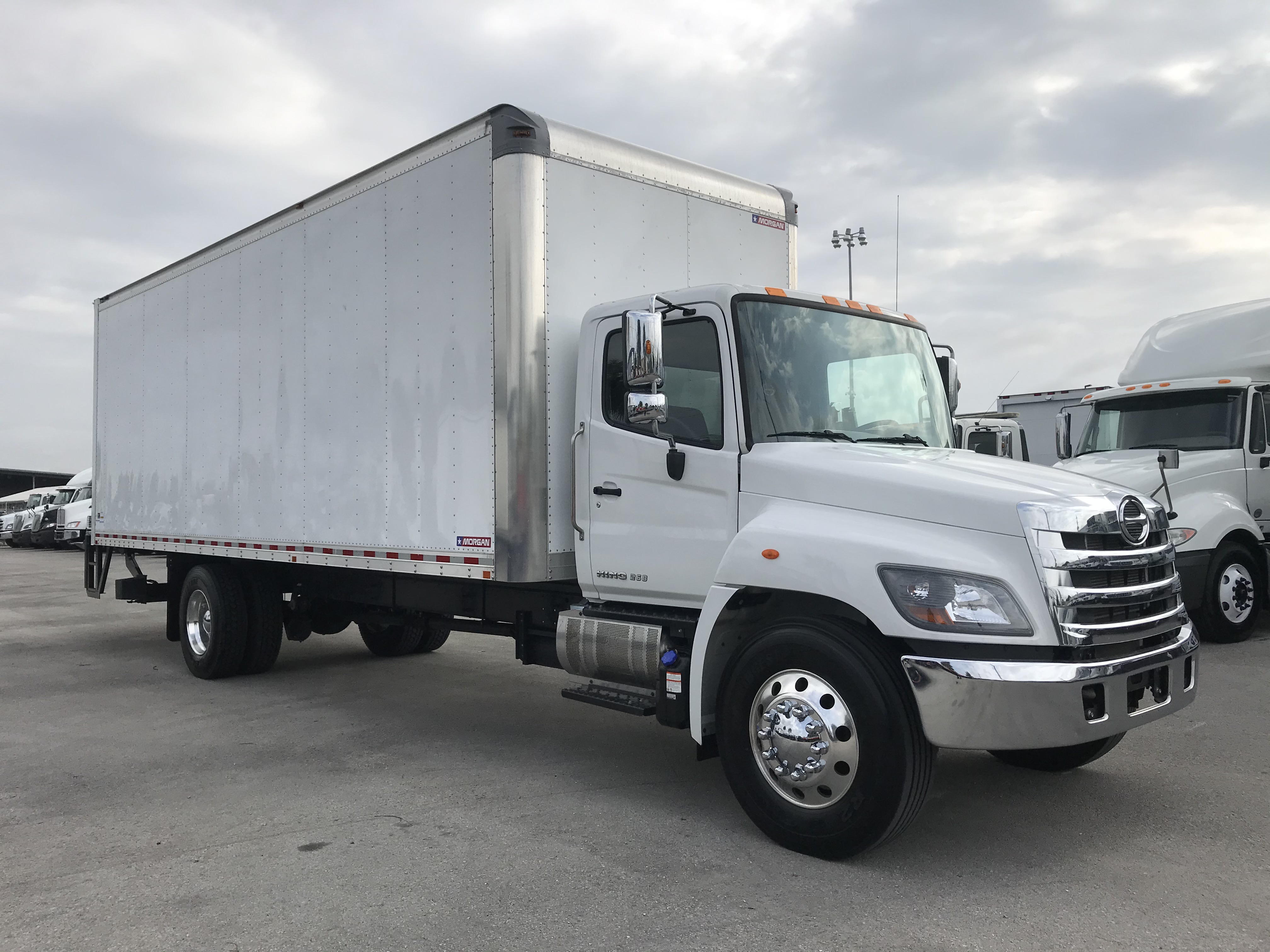 Pre-Owned 2019 HINO 268A 26' Box Truck for Sale #U1462 | Rechtien ...